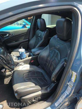 2015 Chrysler 200S – miniatura 6