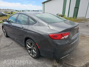 2015 Chrysler 200S – miniatura 2