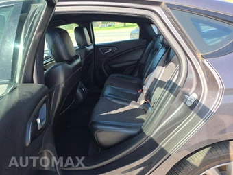 2015 Chrysler 200S - miniatura 10