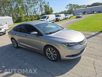 2015 Chrysler 200S – miniatura 3