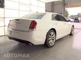 2015 Chrysler 300 Limited – miniatura 4