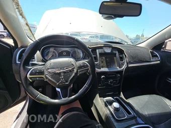 2015 Chrysler 300 Limited – miniatura 11