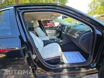 2015 Chrysler 300 Limited – miniatura 19