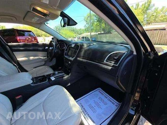2015 Chrysler 300 Limited – miniatura 20