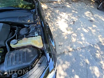 2015 Chrysler 300 Limited – miniatura 26