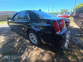 2015 Chrysler 300 Limited – miniatura 3