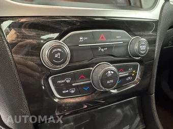 2015 Chrysler 300 Limited - miniatura 21