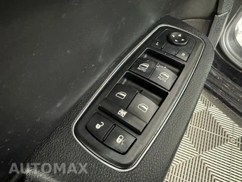 2015 Chrysler 300 Limited - miniatura 38