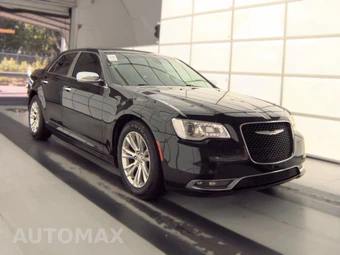 2015 Chrysler 300C – miniatura 3