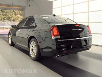2015 Chrysler 300C – miniatura 6