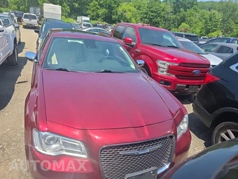 2015 Chrysler 300C – miniatura 2