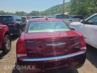 2015 Chrysler 300C – miniatura 5