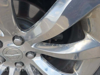 2015 Chrysler 300C Platinum – miniatura 25