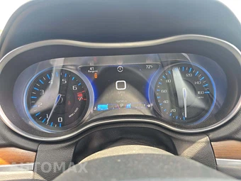 2015 Chrysler 300C Platinum – miniatura 9