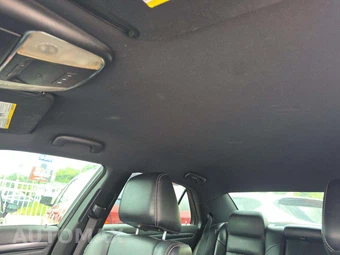 2015 Chrysler 300S – miniatura 11