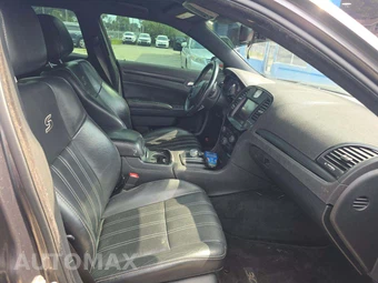 2015 Chrysler 300S – miniatura 18