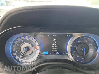 2015 Chrysler 300S – miniatura 9