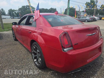2015 Chrysler 300S – miniatura 2