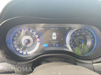 2015 Chrysler 300S – miniatura 9