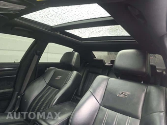 2015 Chrysler 300S - miniatura 11