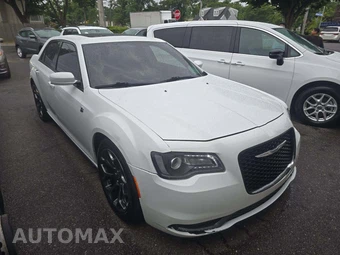 2015 Chrysler 300S - miniatura 4