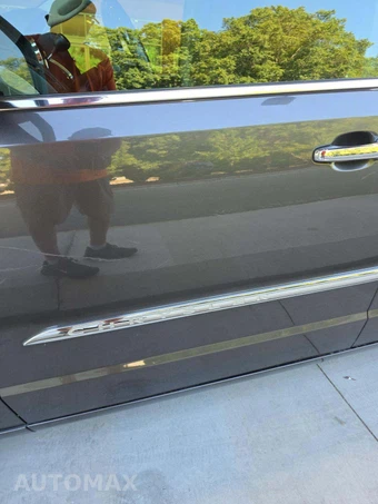 2015 Chrysler Town & Country Limited Platinum 121.2" WB - miniatura 25