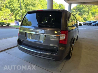 2015 Chrysler Town & Country Limited Platinum 121.2" WB - miniatura 3