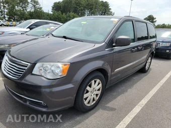 2015 Chrysler Town & Country Touring 121.2" WB
