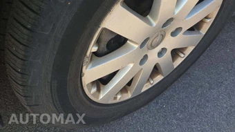 2015 Chrysler Town & Country Touring 121.2" WB - miniatura 20