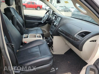 2015 Chrysler Town & Country Touring 121.2" WB - miniatura 8