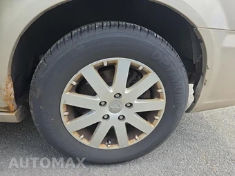 2015 Chrysler Town & Country Touring 121.2" WB – miniatura 11