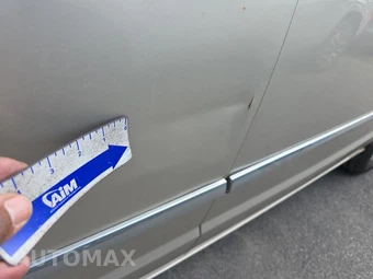 2015 Chrysler Town & Country Touring 121.2" WB – miniatura 37