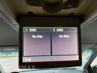 2015 Chrysler Town & Country Touring 121.2" WB - miniatura 25