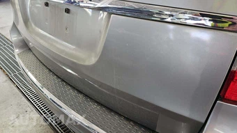 2015 Chrysler Town & Country Touring 121.2" WB - miniatura 27