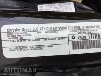 2015 Chrysler Town & Country Touring 121.2" WB - miniatura 50