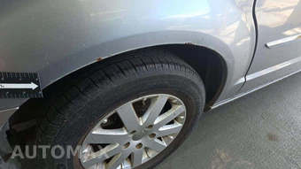 2015 Chrysler Town & Country Touring 121.2" WB - miniatura 29
