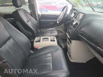2015 Chrysler Town & Country Touring 121.2" WB - miniatura 19