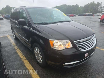 2015 Chrysler Town & Country Touring 121.2" WB - miniatura 4
