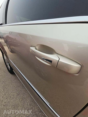 2015 Chrysler Town & Country Touring 121.2" WB – miniatura 36