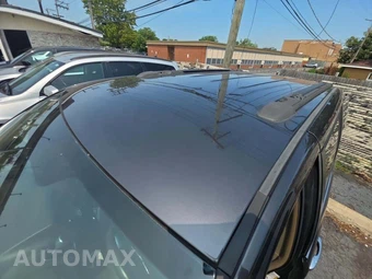 2015 Chrysler Town & Country Touring L 121.2" WB - miniatura 12