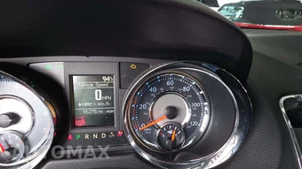 2015 Chrysler Town & Country Touring L 121.2" WB - miniatura 34