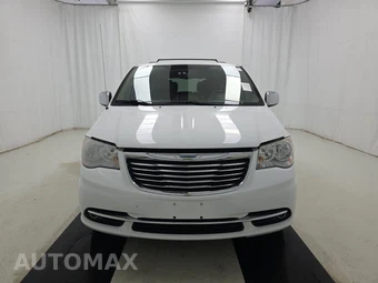 2015 Chrysler Town & Country Touring L 121.2" WB – miniatura 2