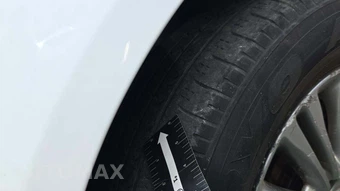 2015 Chrysler Town & Country Touring L 121.2" WB – miniatura 37