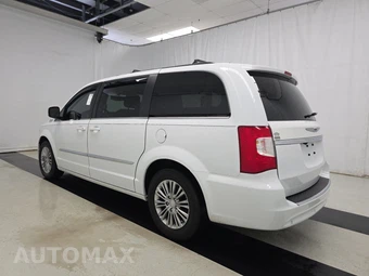 2015 Chrysler Town & Country Touring L 121.2" WB – miniatura 6
