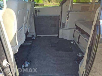 2015 Chrysler Town & Country Touring L 121.2" WB - miniatura 13