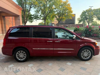 2015 Chrysler Town & Country Touring L - miniatura 10