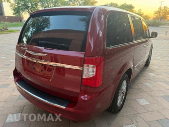 2015 Chrysler Town & Country Touring L - miniatura 11