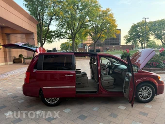 2015 Chrysler Town & Country Touring L - miniatura 20