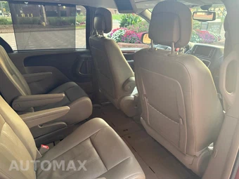 2015 Chrysler Town & Country Touring L - miniatura 29