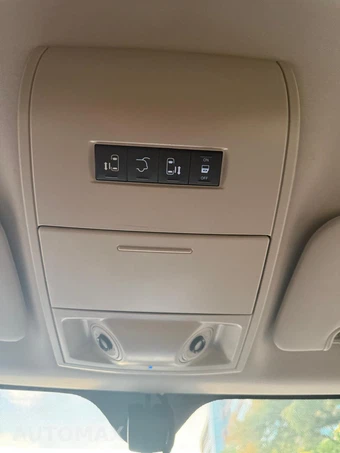 2015 Chrysler Town & Country Touring L - miniatura 38
